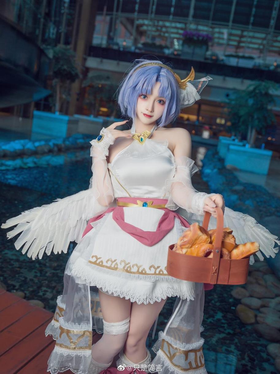 快来一睹只是简言cosplay豹女最新的cosplay照片-51acg